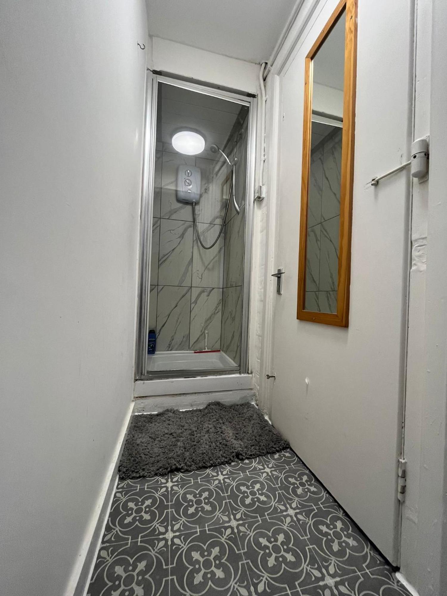 Nifty 2 Bedroom Flat In Goswell Rd Londyn Zewnętrze zdjęcie
